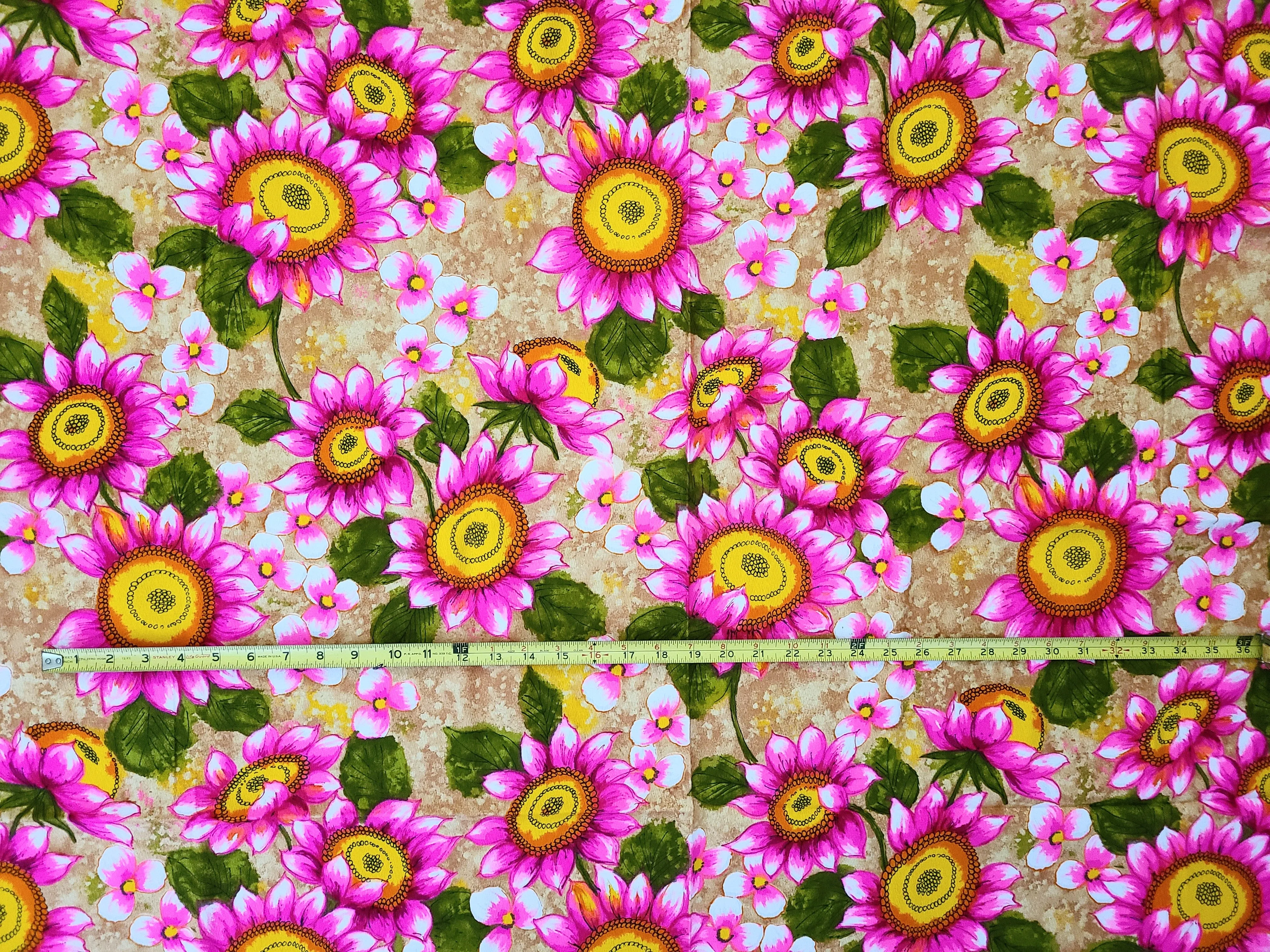 1960s 1970s Retro Fabric - Crepe - Sunflower - Hot Pink - Fabric Remnant - 6A3