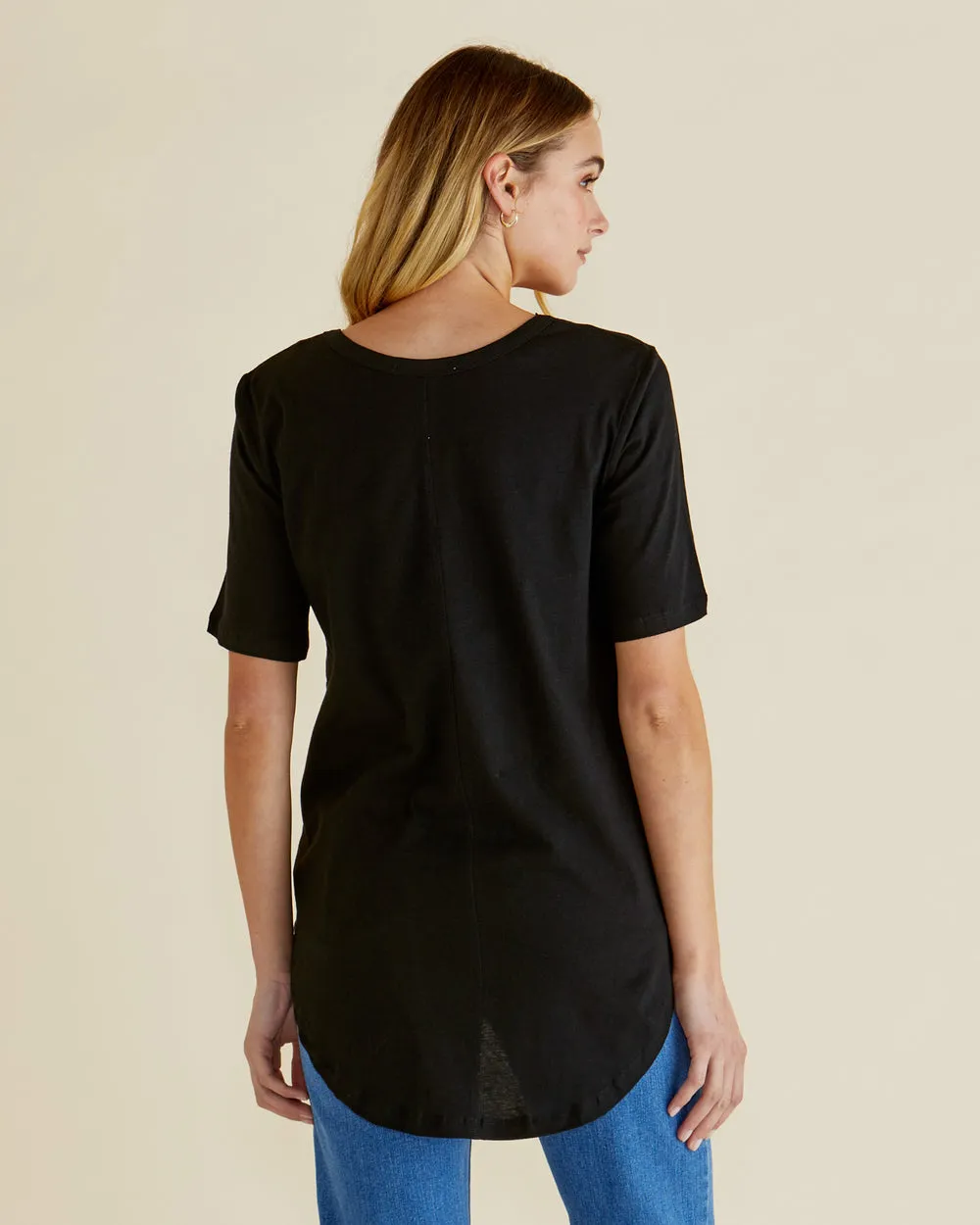 Betty Basics Ariana Tee Black