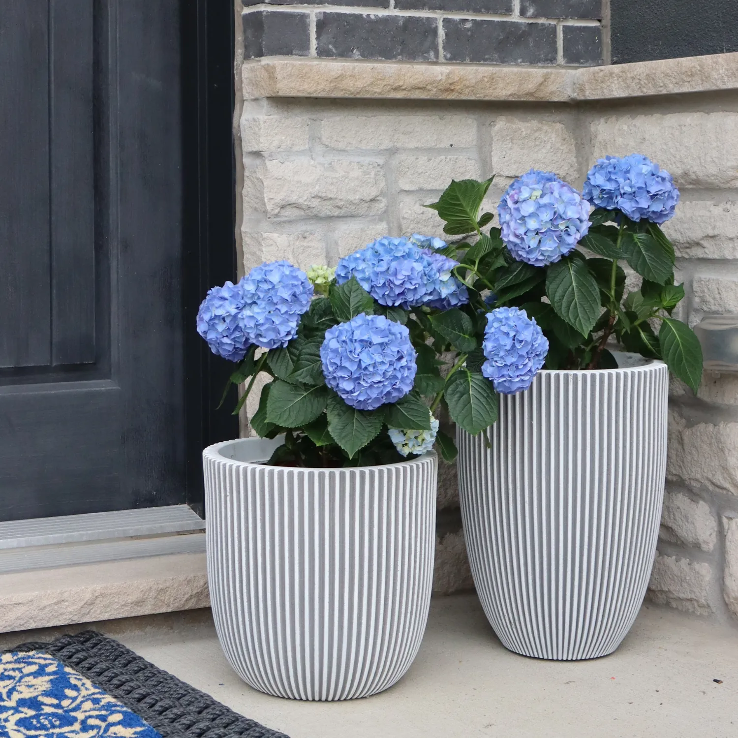 Cavern Ivory Vase Planter