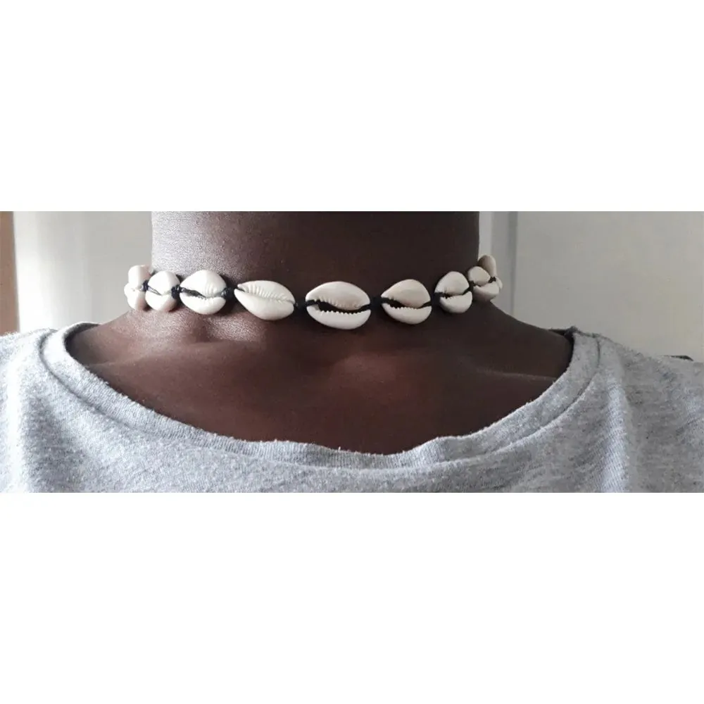 Chain and Seashell Choker Necklace