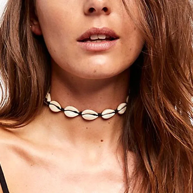 Chain and Seashell Choker Necklace