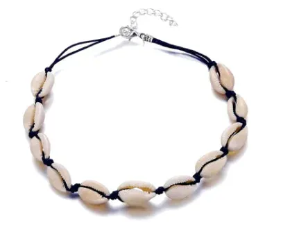 Chain and Seashell Choker Necklace