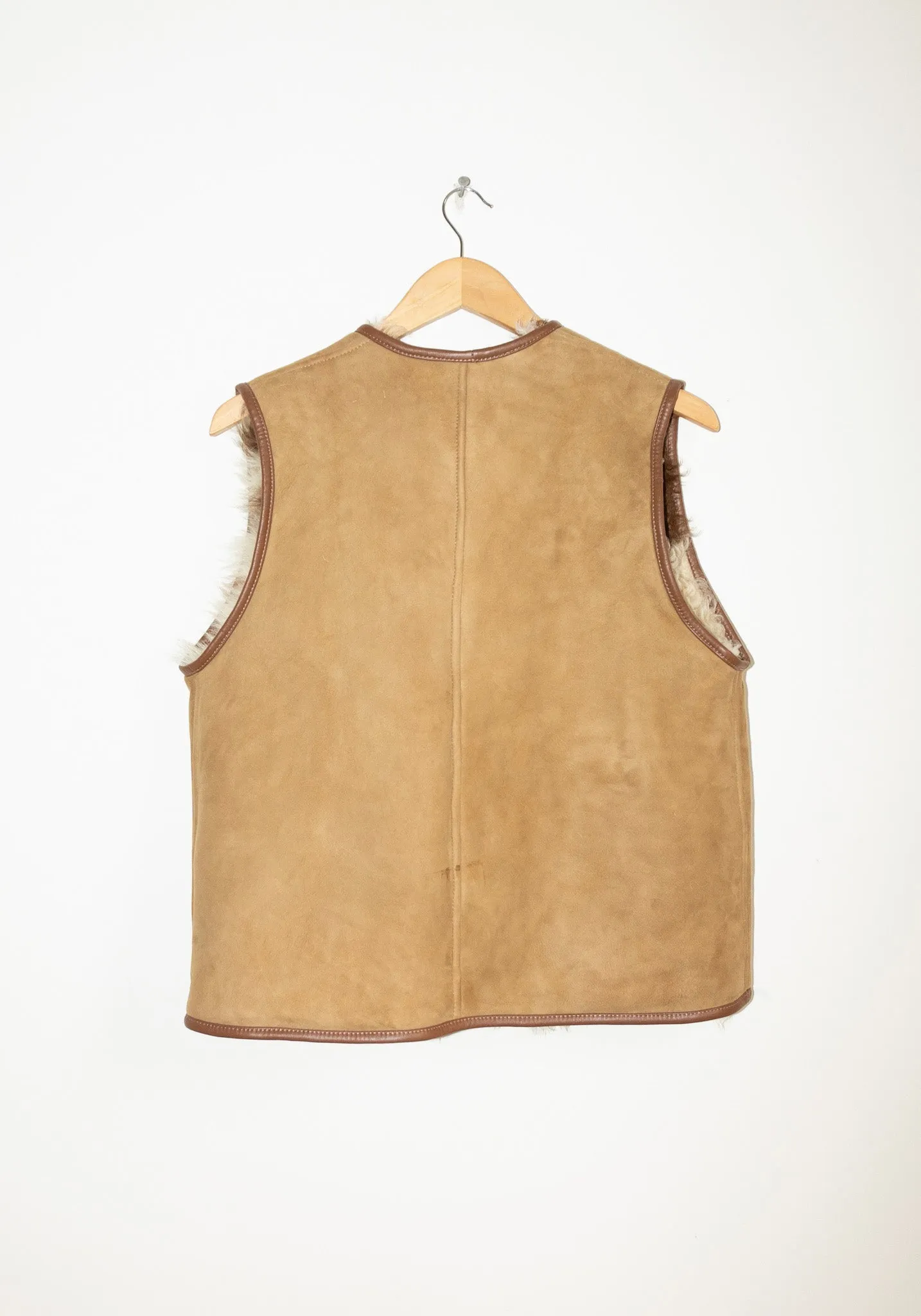 Ella Sheepskin Vest in Cow