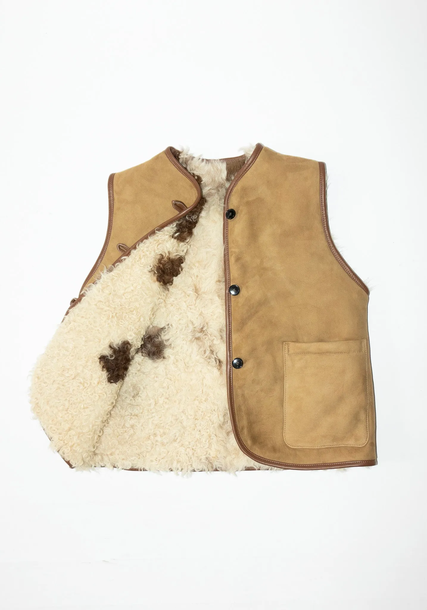 Ella Sheepskin Vest in Cow