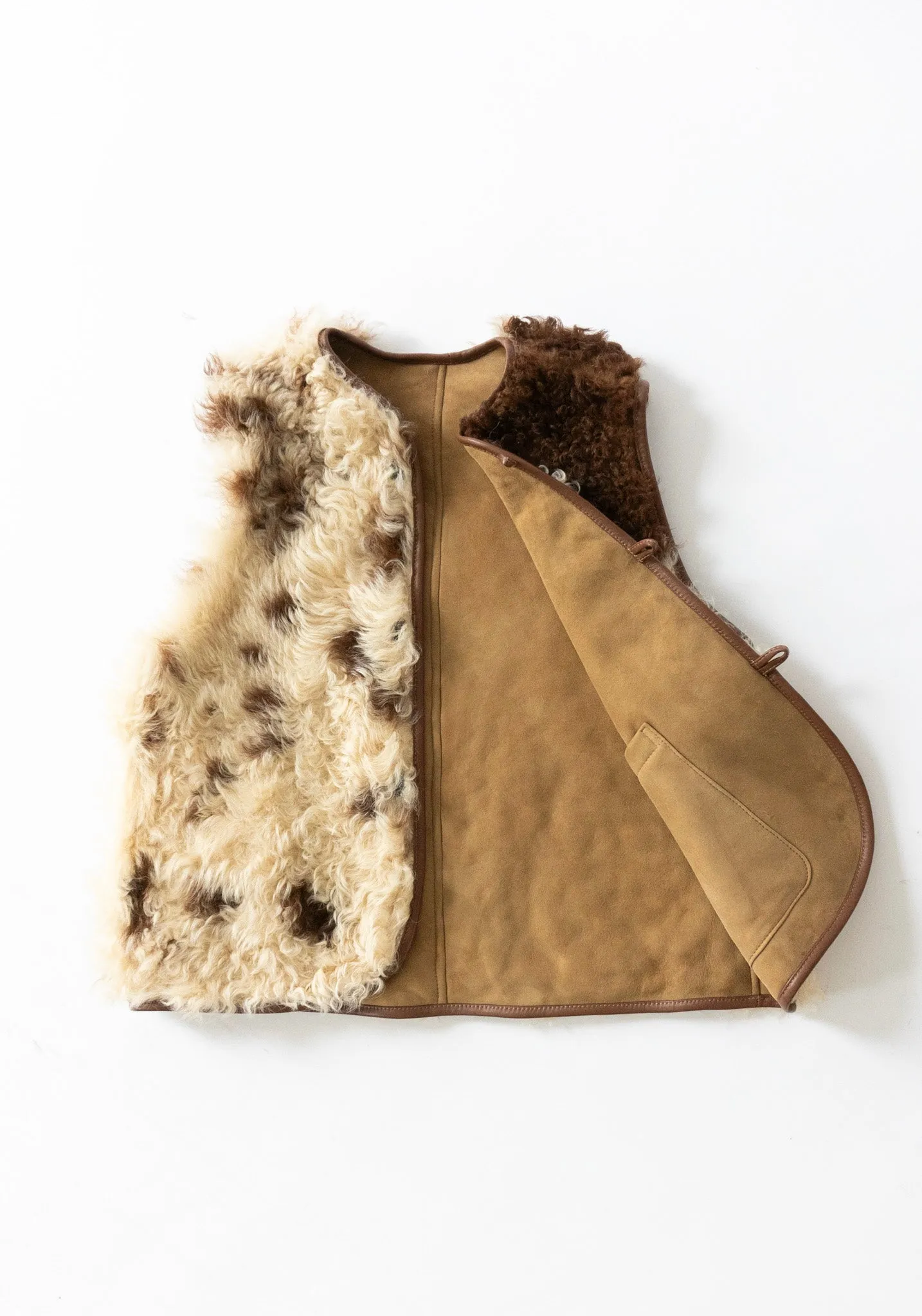 Ella Sheepskin Vest in Cow