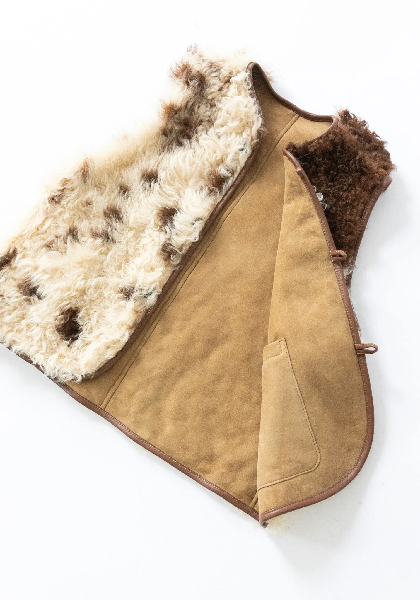 Ella Sheepskin Vest in Cow