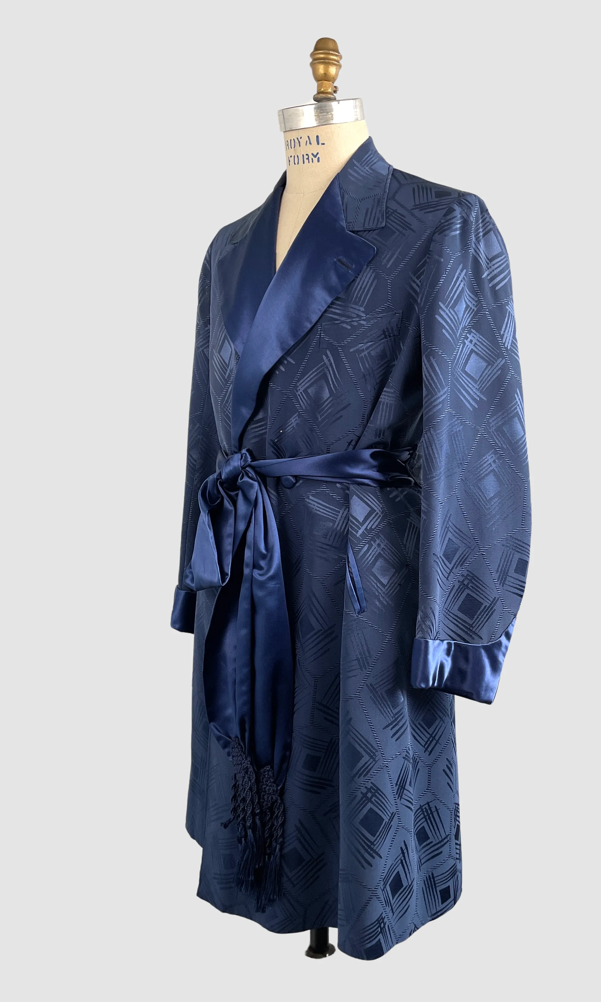 SULKA Mens 40s Silk Jacquard Belted Smoking Jacket, Medium