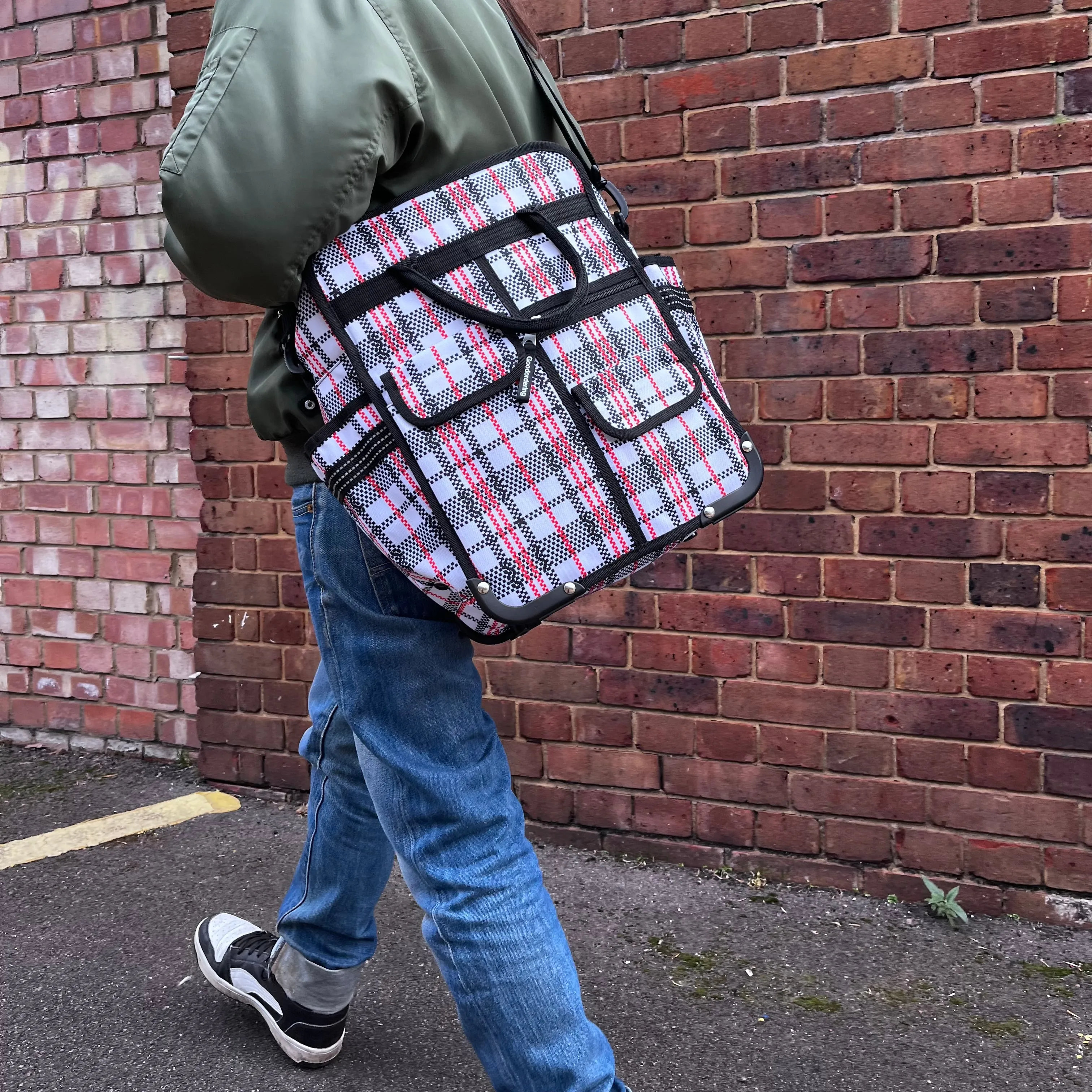 Tartan sustainable picnic pannier shoulder bag