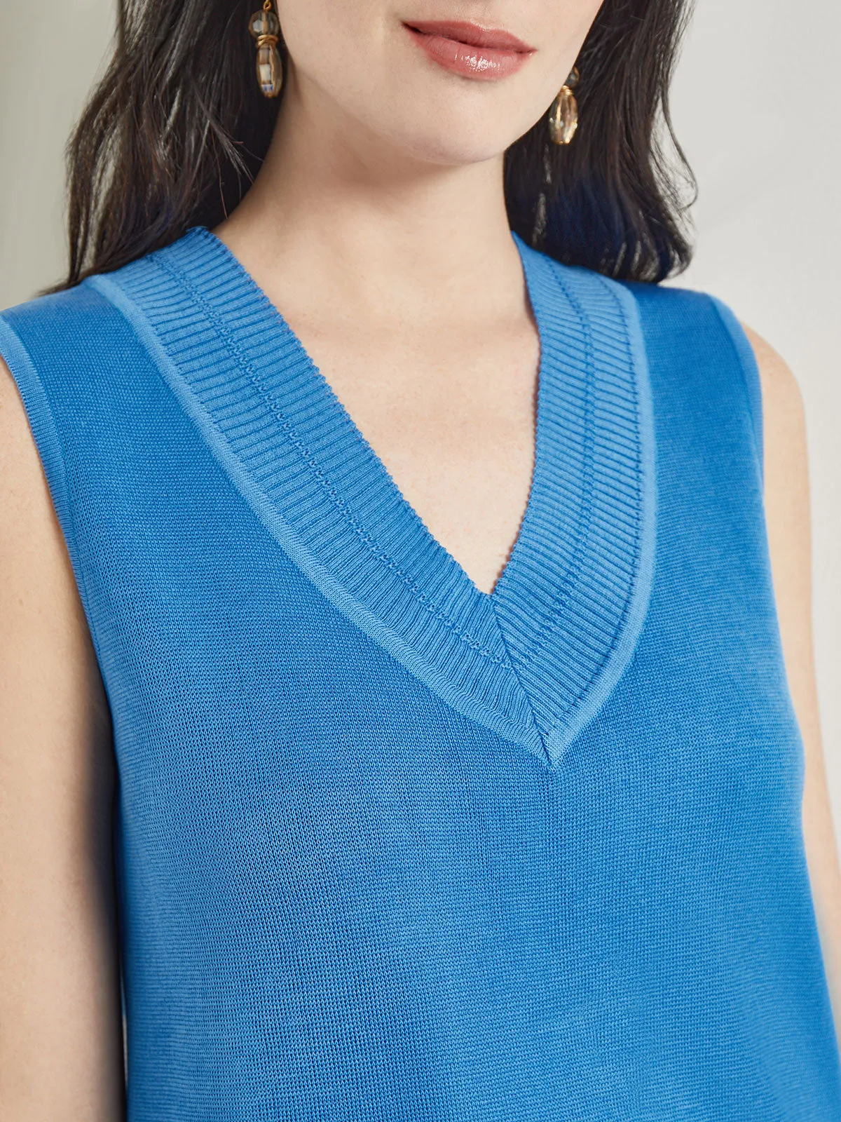 V-Neck Tank - Ribbed Detail Flat Knit